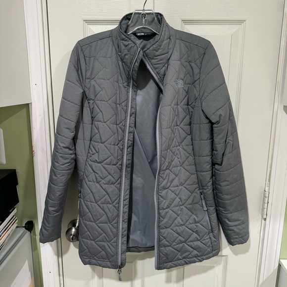 The North Face Jacket size Small - Picture 5 of 8